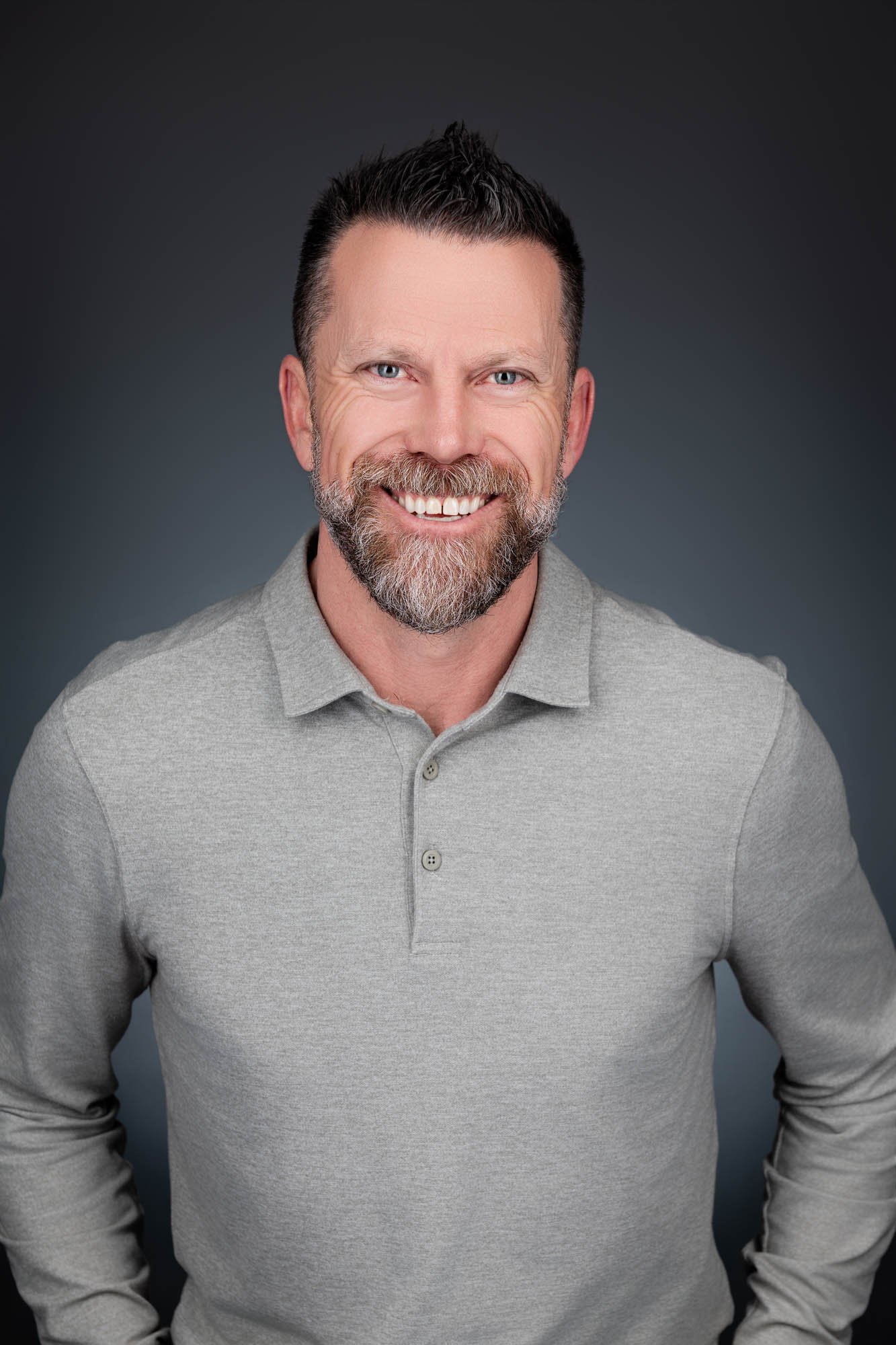 Ryan Hartt 20250218-Edit-retouched background