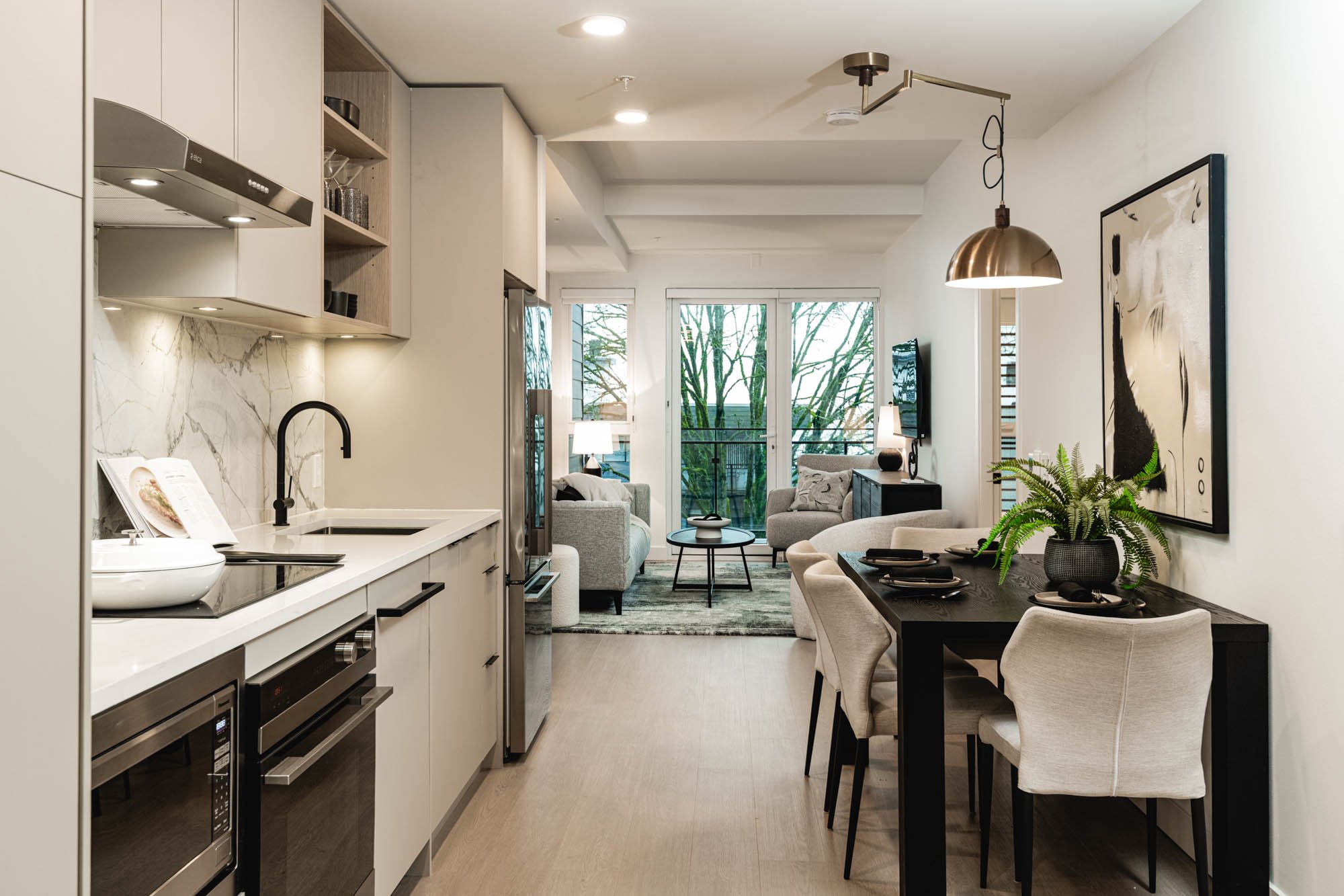358 Kitchen 5-Edit